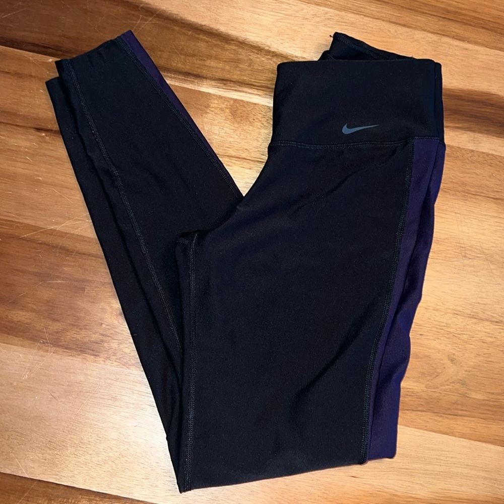 Nike leggings